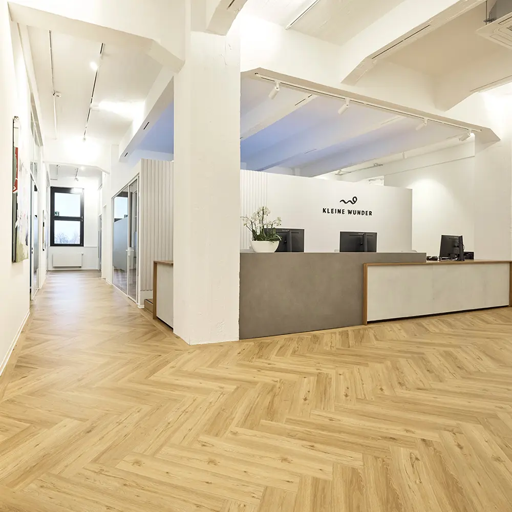 Kinderwunschpraxis im Industrie-Loft